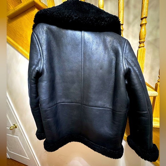 Authentic UGG shearling coat size S - Picture 2 of 3